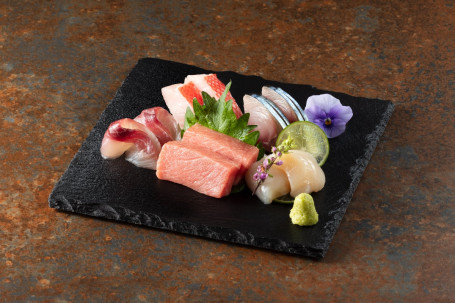 Jīng Xuǎn Shí Lìng Yú Xiān Cì Shēn Shèng (10Jiàn Selected Seasonal Sashimi Platter (10 Pcs.