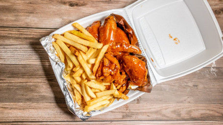 Wings (10 Count) With Fries