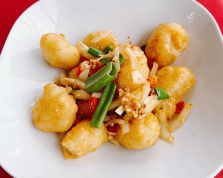 (S20) Mini Chicken Balls In Baked Salt And Fresh Chilli