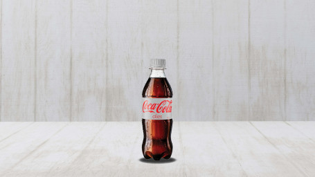 Bottiglia Da 390 Ml Di Coca Cola Dietetica