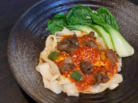 Noodles With Lamb And Tomato