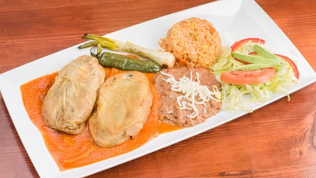 Chiles Rellenos En Salsa Ranchera