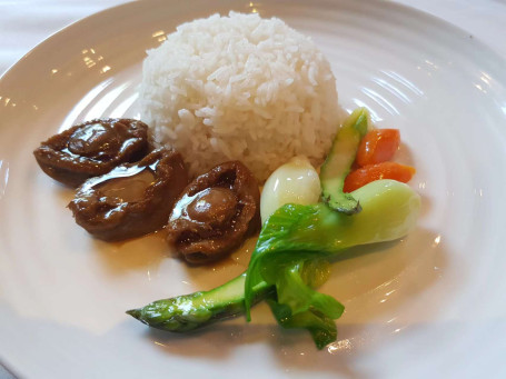 Braised Abalone With Jasmine Rice Bào Yú Lāo Fàn