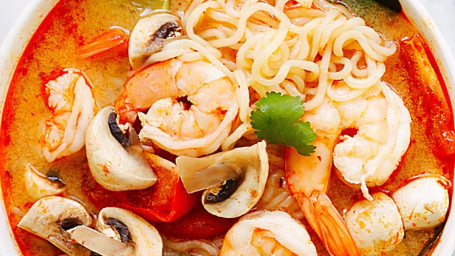 214 Tài Suān Là Xiā Tāng Lài Tom Yum Shrimp Noodle Soup