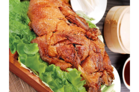 Ad4. Aromatic Duck With Pancakes Xiāng Sū Yā