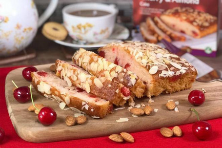 D040 Cherry And Almond Cake
