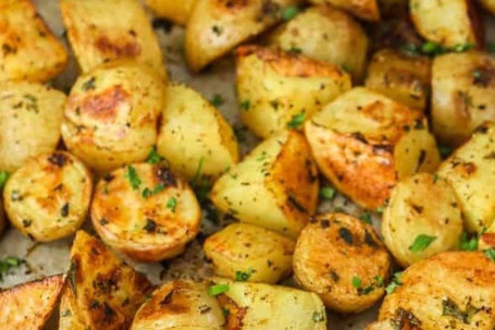 Garlic roast potatoes (small 250ml box)