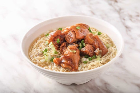 Nán Rǔ Zhū Shǒu Miàn Braised Pork Knuckle With Fermented Red Beancurd Noodles