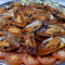 Charola De Mejillones Con Salsa Especial De La Casa Mussels Tray With Special House Sauce