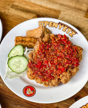 Smashed Fried Chicken Fillet With Super Spicy Chilly (Ayam Geprek Cabe Mercon)