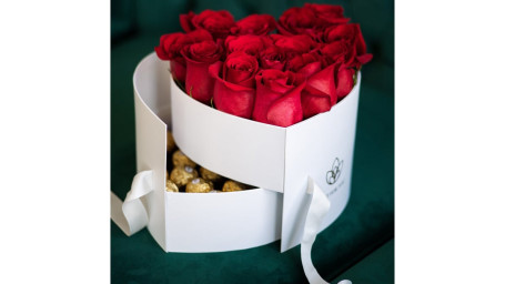 Heart Flower Box (Candies Included)