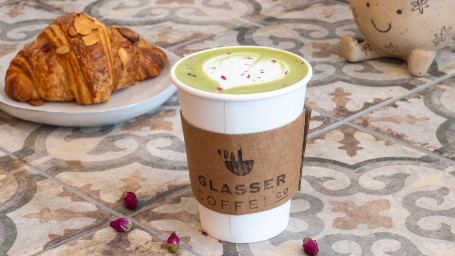 Rose Matcha Latte 12 Oz