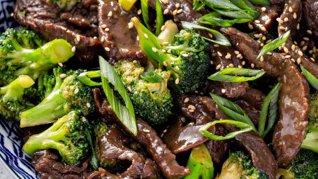 307. Beef With Broccoli