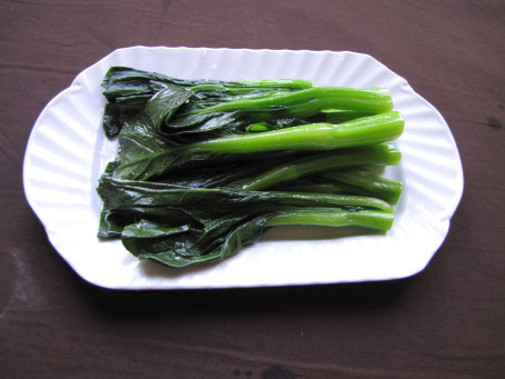 Stir Fried Chinese Greens With Chilli Qiàng Chǎo Cài Xīn