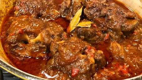 Naunie's Oxtails