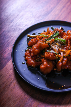 Kanpungki (Korean Sweet Spicy Chicken)