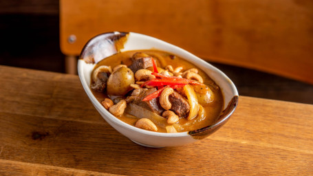 Massaman Curry (Contains Nuts)