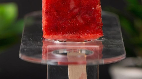 Strawberry Paleta (Agua)