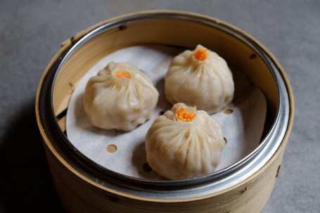 Xiè Ròu Xiǎo Lóng Bāo Shanghai Soup Dumplings With Crab