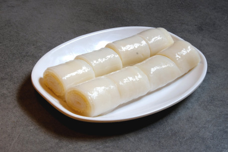 Jī Dàn Bù Lā Cháng Rice Flour Rolls With Egg