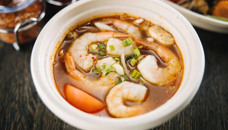 22. Lemongrass Soup (Tom Yum)