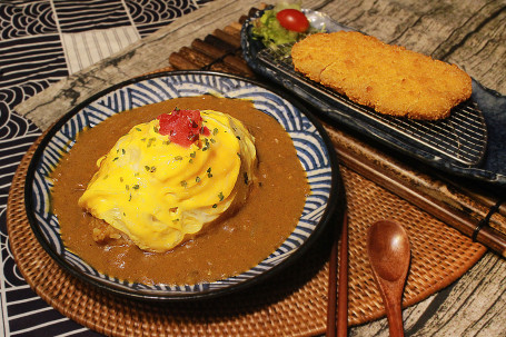 Rì Shì Dàn Bāo Fàn Japanese Omurice