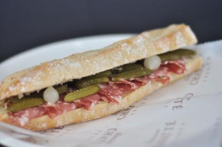 Rosette Gherkins Sandwich