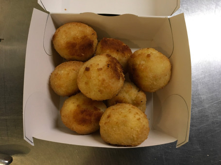 Hot And Spicy Cheese Bites (8 Pieces)