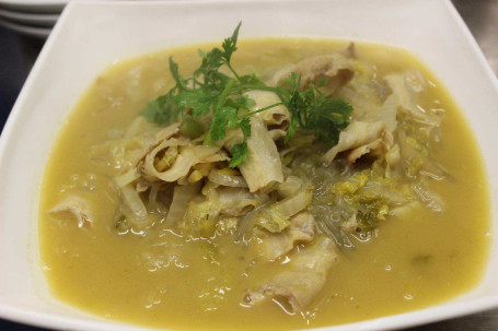 Sliced Fish And Coriander Soup Xiāng Cài Yú Piàn Tāng