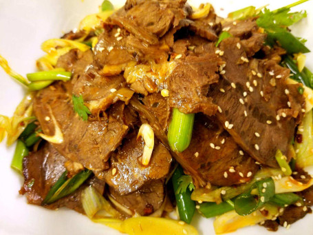 Braised Beef In Soy Sauce Wǔ Xiāng Jiàng Niú Ròu