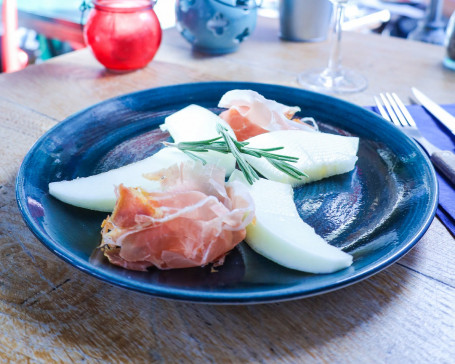 Parmaham Melon