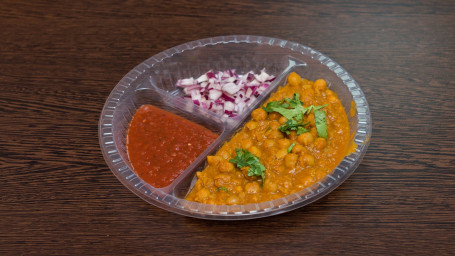 Chole Bhature With 2 Bhatura