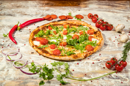 Pizza Caprese 12