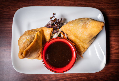 Vegetables Samosas (2 Pieces)