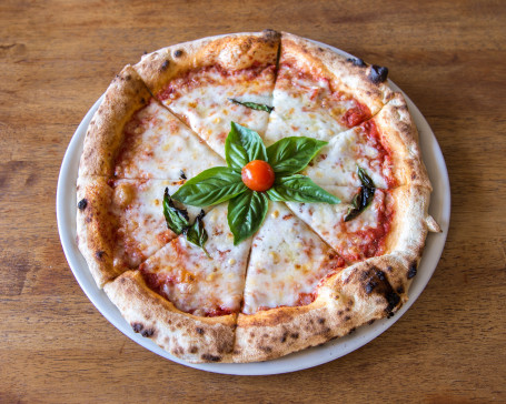 13 Margherita-Pizza
