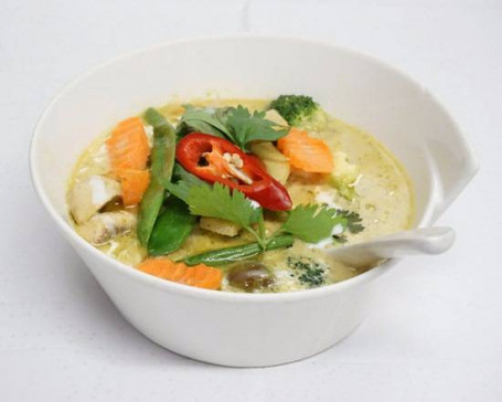 48 Gaeng Keo Wan (Green Curry)