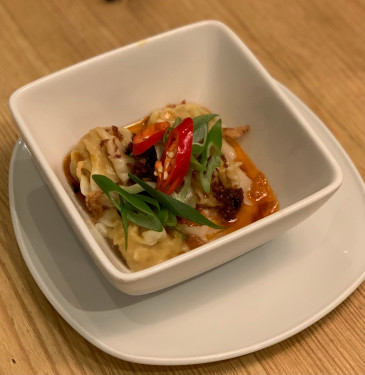 Dumplings In Chilli Vinaigrette (4Pcs)