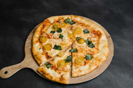 Simply Margherita Pizza (V)