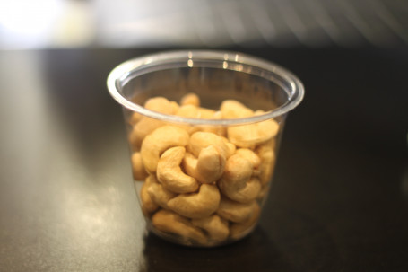 Cashew Nuts Pot (50G)