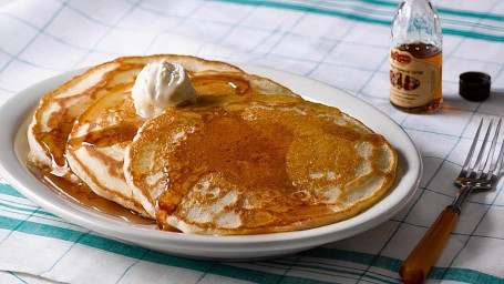 Buttermilk Pancakes With 100% Pure Natural Syrup