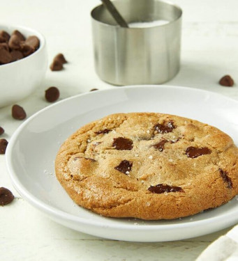 Cheryl's Triple Chocolate Chunk Cookie (12)