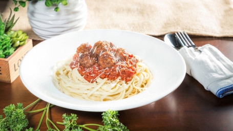 H9. Tomato Beet Meatballs Linguine