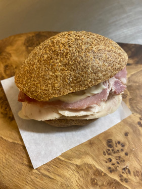 Chicken, Mayo And Bacon Keto Roll