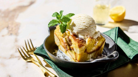 Nowy! Limoncello Bread Pudding (Ang.).