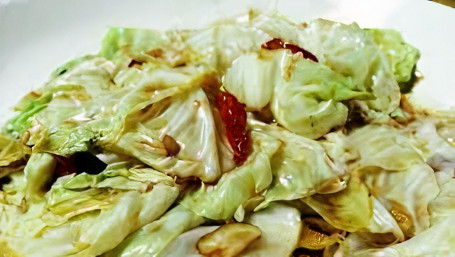 Hand-Shredded Cabbage Shǒu Sī Bāo Xīn Cài