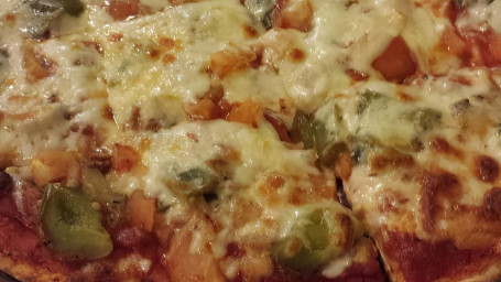Pizza Vegetariană Cu Crustă Subțire