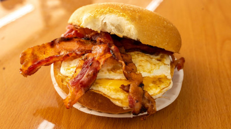 Bacon, Egg Cheese Sandwich Hardroll