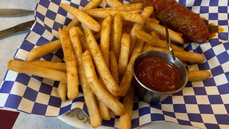 Currywurst Frites