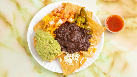 N2. Nacho With Guacamole