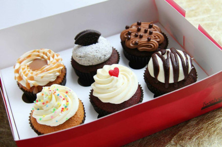 6 Pieces Regular Cupcakes Box Set